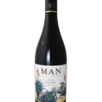 MAN Family Wines Skaapveld Shiraz 2024 – sydafrikansk rødvin med noter af mørke bær, blomme og krydderier